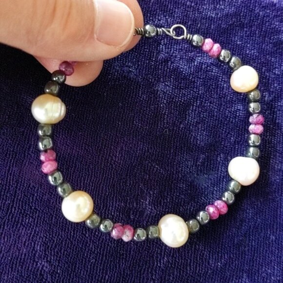 925 Sterling Silver Bracelet With Natural Earth Mined Rubies And Pearls - Picture 12 of 12